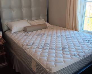 Queen size bed