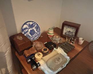 antiques collectibles