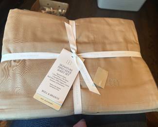 brand new set of Boll & Branch full size luxury sheets