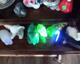 Fenton & uranium glass elephants