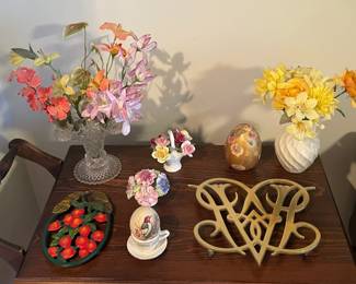 Trivets & Decorative Eggs