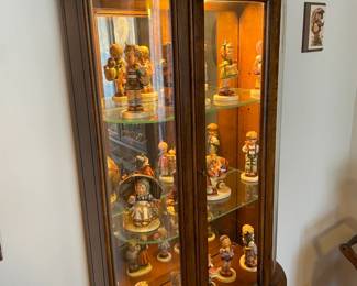 Light-Up Curio Display Case Cabinet