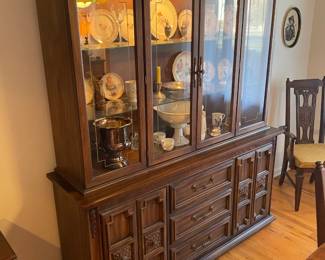 Large Dining Room Light-Up China Cabinet