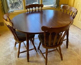 Wooden Kitchen Table Set W/ 4 Chairs