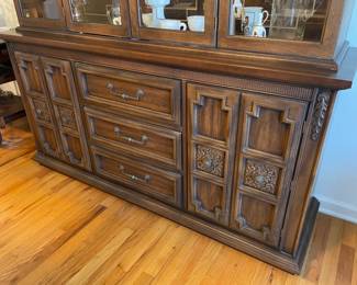 Large Dining Room Light-Up China Cabinet