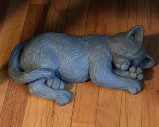 Sleeping Cat Garden Statue