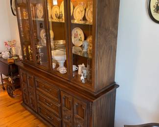 Large Dining Room Light-Up China Cabinet