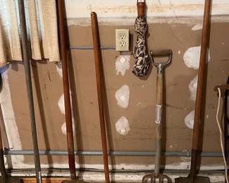 Assorted Yard Tools (Rakes, Shovels, Etc.)