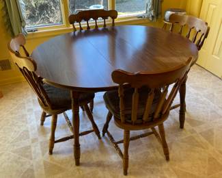 Wooden Kitchen Table Set W/ 4 Chairs
