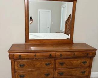 Traditional Carved Wood 9 Drawer Dresser with Mirror Solid Wood Ornate Detail