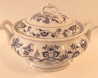 Blue Danube soup tureen