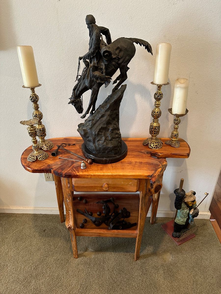 COPY OF A REMINGTON BRONZE