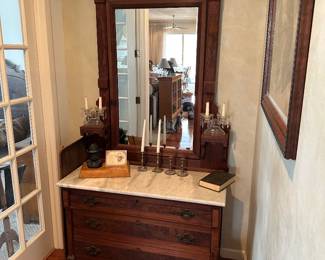 VICTORIAN DRESSER WITH MIRROR