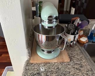 KitchenAid Artisan Series Quart TiltHead Stand Mixer Pistachio  LOR Barista Coffee Machine