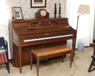 Kimball Artist Console Piano