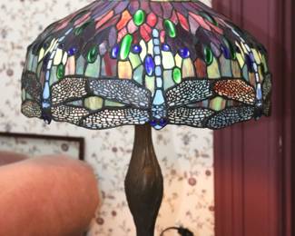 Tiffany-Style Dragonfly Lamp