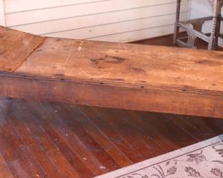 Primitive Mennonite Wooden Day Bed