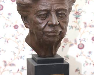Eleanor Roosevelt Vintage Bust