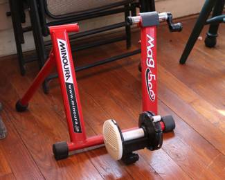 Minoura Mag 500 Stationary Bike Trainer