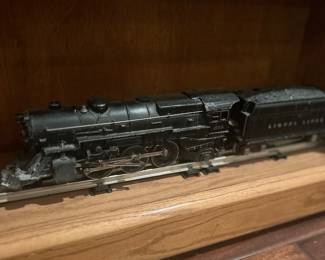 Lionel train
