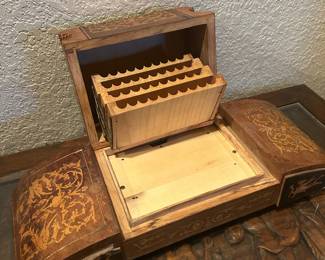  Vintage cigarette holder