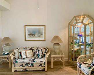 5 piece vintage Rattan set