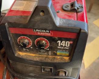 Lincoln 140 weld pak welder