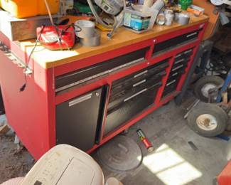 Milwaukee tool chest