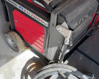 7000 Honda generator