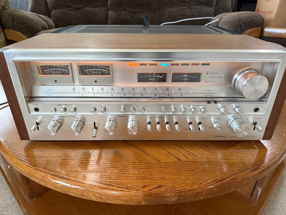 Pioneer SX-1980 Stereo Receiver 