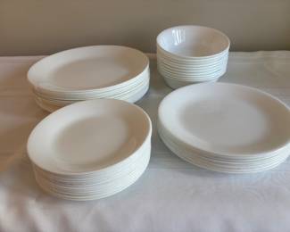 Coral dinner set