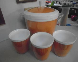 Mid century modern ice bucket with glasses (4)