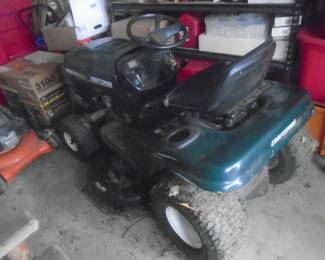 Craftsman lawn tractor (running condition)