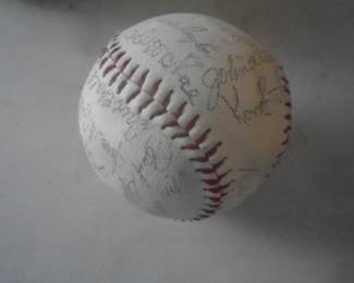 1980-81 signrd KC Royals baseball George and Ken Brett, Hal McCray, Lee May, Paul Splittendorf and others