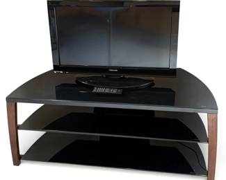 Toshiba 32 TV w Tempered Glass Entertainment Stand