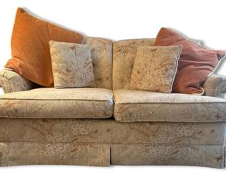 Loveseat w Floral Pattern