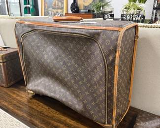 Louis Vuitton Roller Suitcase