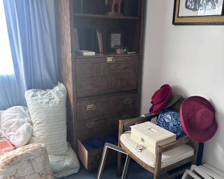 FURNITURE SHELFCABINET II