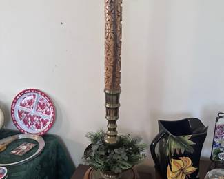 HAND CARVED DECORATIVE CANDLE II