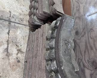 CONCRETE GARDEN EDGING