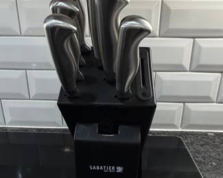 Sabatier 15-Piece Stamped Stainless Steel Cutlery Set