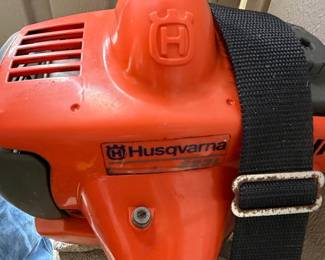 Husqvarna 525L String Trimmer