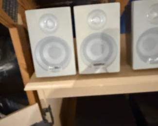 Polk Audio T15 Bookshelf Speakers