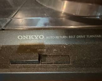 Onkyo Auto-Return Belt Drive Turntable CP-1045A