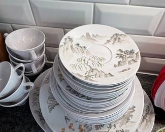 Noritake Melamine Ware "Oriental Landscape" Pattern