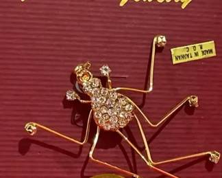 Rhinestone Spider Unique Design 