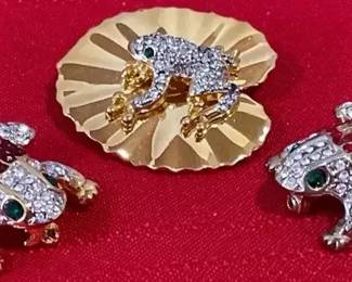 Frogs  More Frogs Brooches 