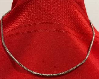 Silver Colored Serpentine Necklace 