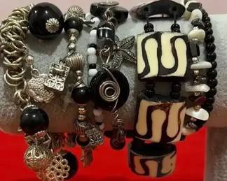 Black  White Stretch Bracelets 
