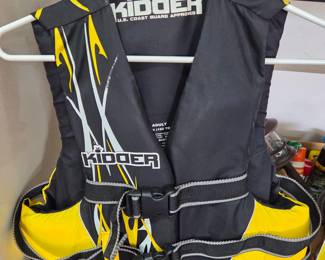 Kidoer U.S. Coast Guard Approved Adult Life Vest